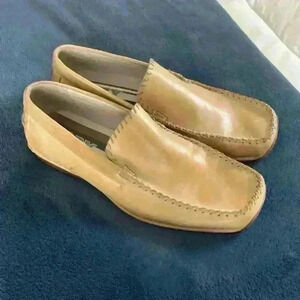 GBX leather loafers